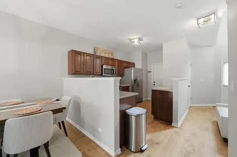 201 Nicole Drive South Elgin IL 60177