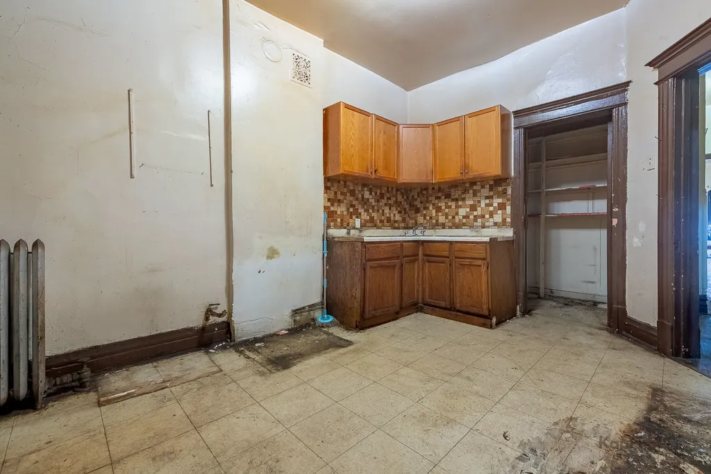 1512 South Sawyer Avenue Chicago IL 60623