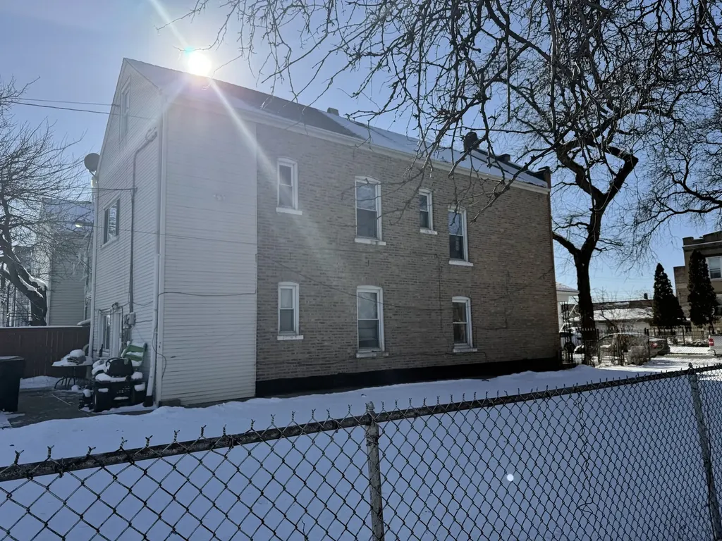 3003 South Kenneth Avenue Chicago IL 60623
