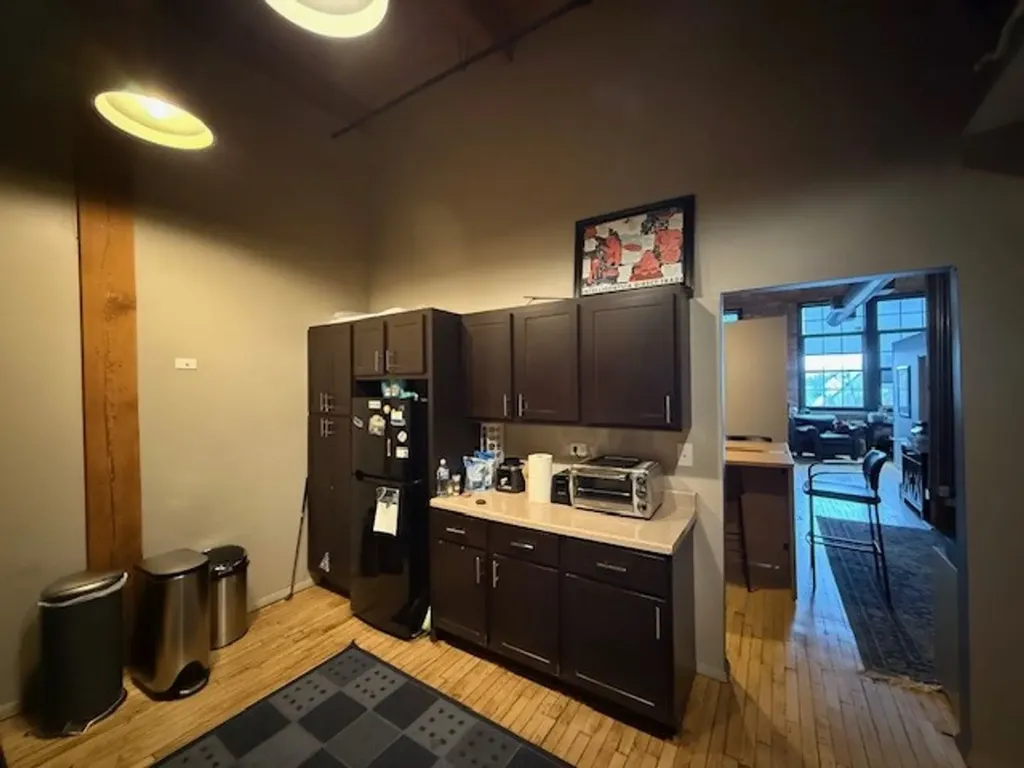 4001 North Hermitage Road Chicago IL 60613