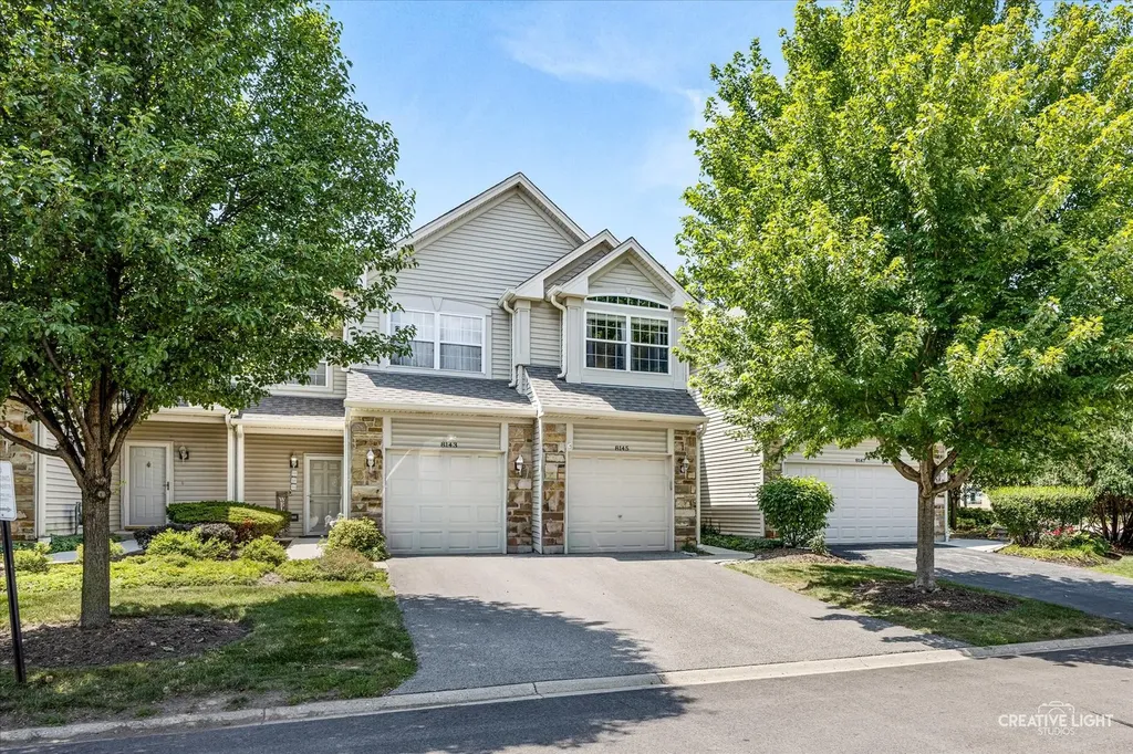 8145 Sierra Woods Lane Carpentersville IL 60110