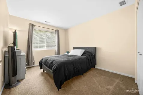 8145 Sierra Woods Lane Carpentersville IL 60110