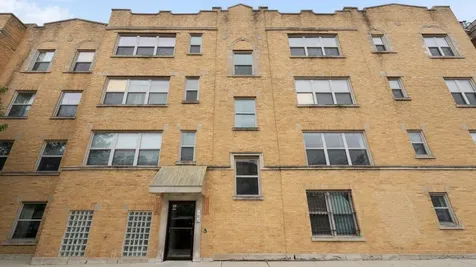 7225 North Rogers Avenue Chicago IL 60645