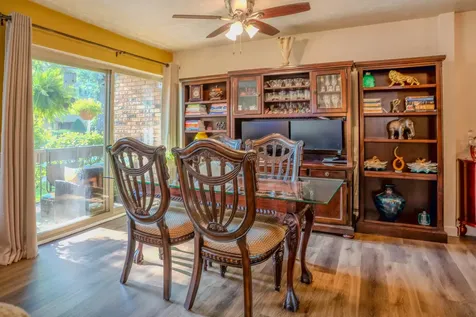420 South Home Avenue Oak Park IL 60302
