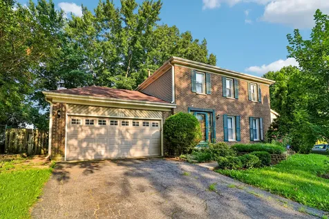 702 Buffalo Circle Carol Stream IL 60188