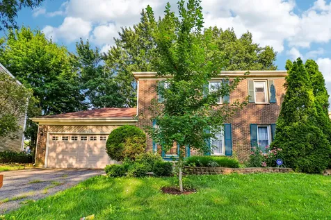 702 Buffalo Circle Carol Stream IL 60188