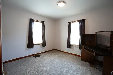 618 Maple Street Bloomington IL 61701