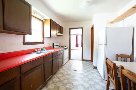 618 Maple Street Bloomington IL 61701