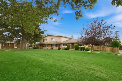 7006 West Carol Avenue Niles IL 60714
