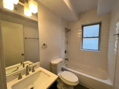 4843 North Ashland Avenue Chicago IL 60640
