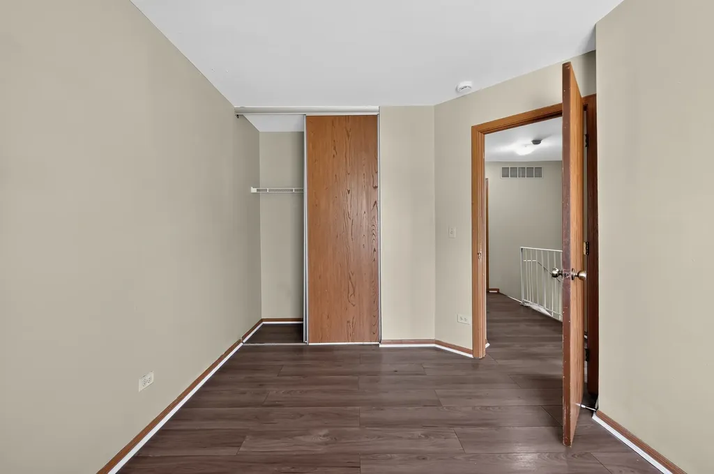 1371 Andover Drive Aurora IL 60504