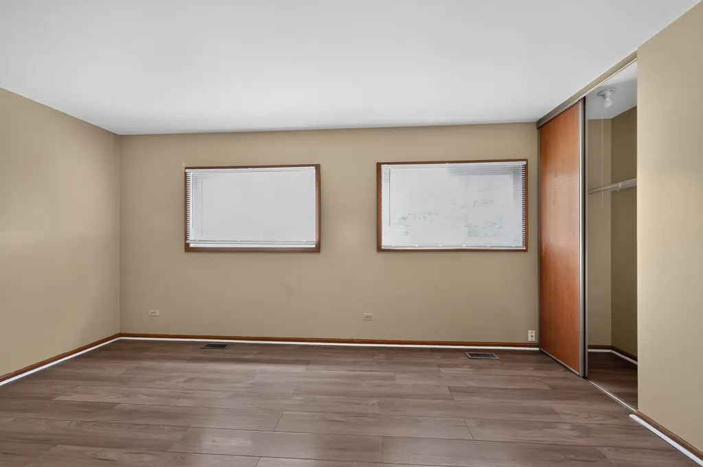1371 Andover Drive Aurora IL 60504