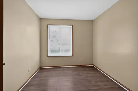 1371 Andover Drive Aurora IL 60504