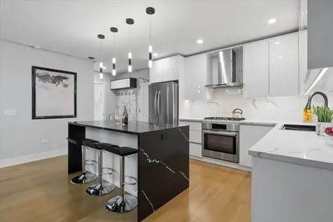 630 North State Street Chicago IL 60654