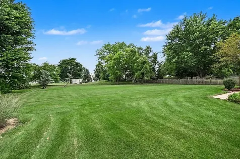 1207 David A Barry Drive Shorewood IL 60404