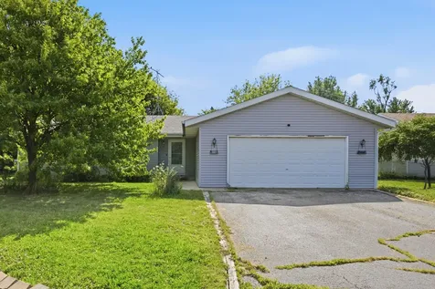 105 Harvest Moon Trail Capron IL 61012