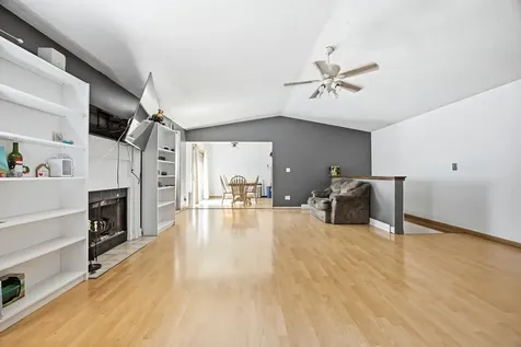 105 Harvest Moon Trail Capron IL 61012