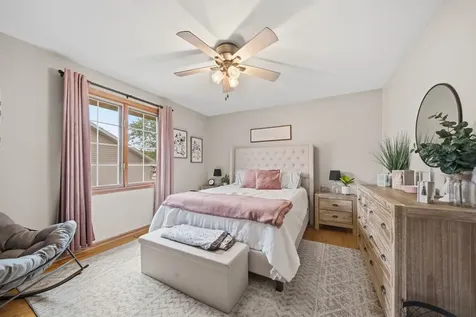16065 Ridgewood Drive Homer Glen IL 60491