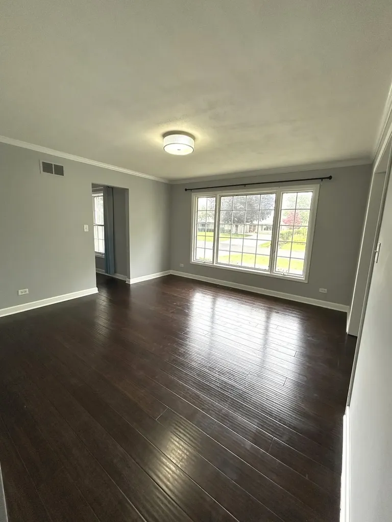 10S450 Windjammer Lane Naperville IL 60564