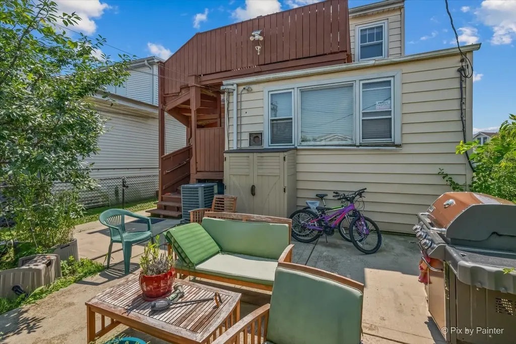 5942 West Thorndale Avenue Chicago IL 60646