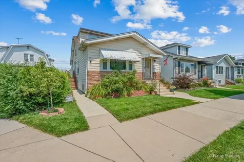 5942 West Thorndale Avenue Chicago IL 60646