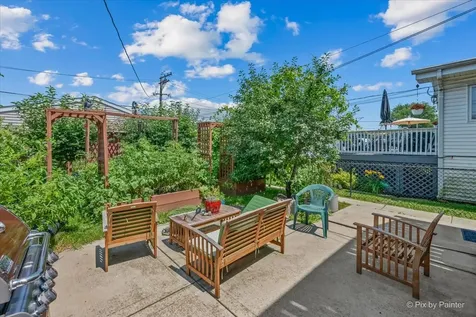 5942 West Thorndale Avenue Chicago IL 60646