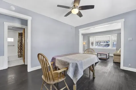 5942 West Thorndale Avenue Chicago IL 60646