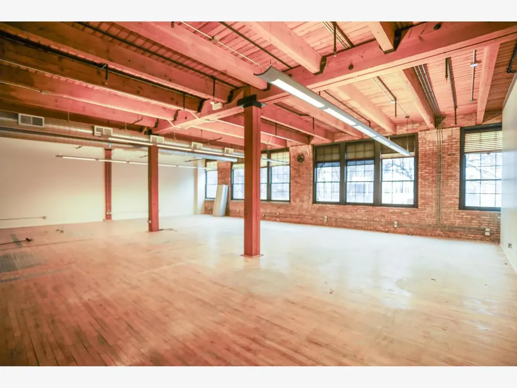 4001 North Hermitage Road Chicago IL 60613