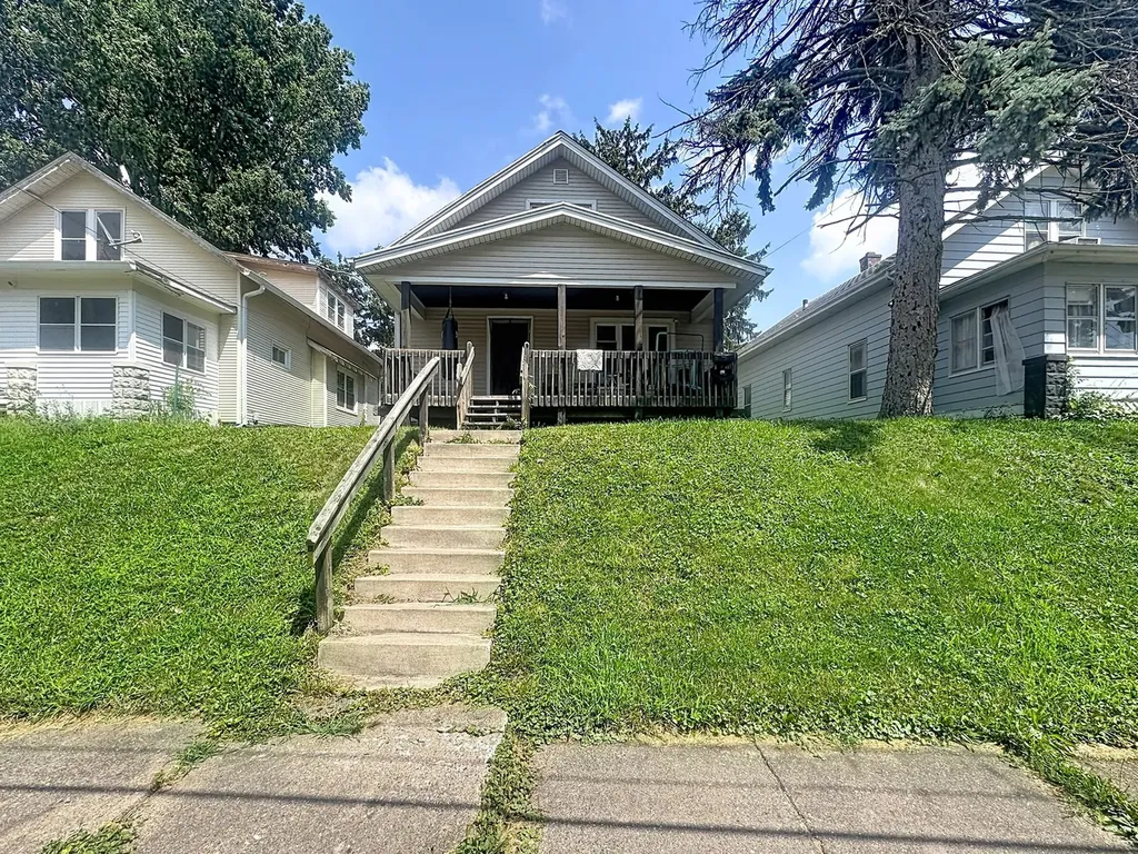 2413 12TH Street Rock Island IL 61201