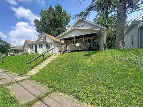 2413 12TH Street Rock Island IL 61201