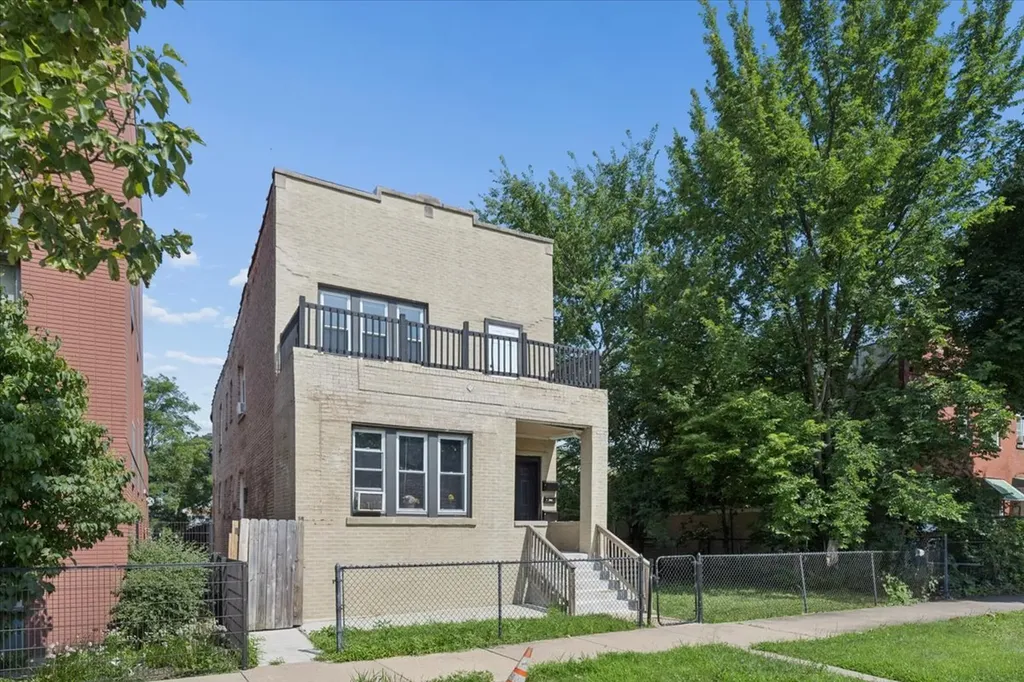 545 North Drake Avenue Chicago IL 60624