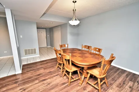 18206 Rita Road Tinley Park IL 60477