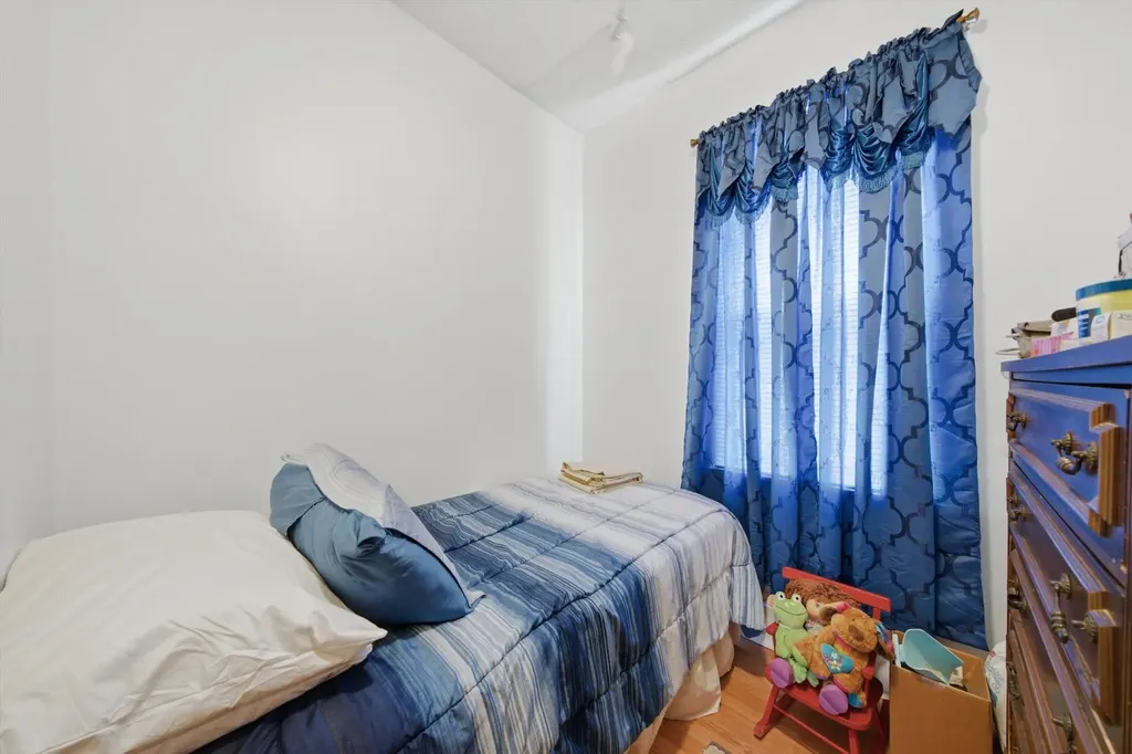 2340 West 21st Place Chicago IL 60608