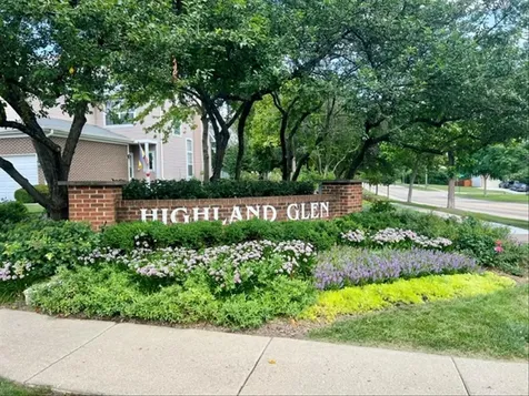 1410 Grandview Court Algonquin IL 60102