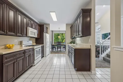 1410 Grandview Court Algonquin IL 60102