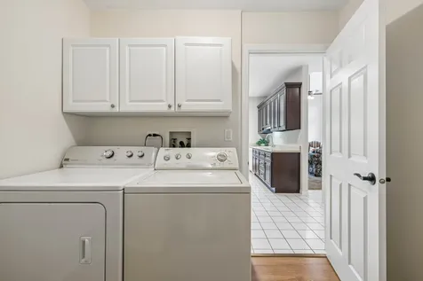 1410 Grandview Court Algonquin IL 60102