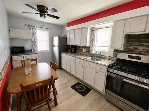 924 Hillwood Circle Round Lake Beach IL 60073