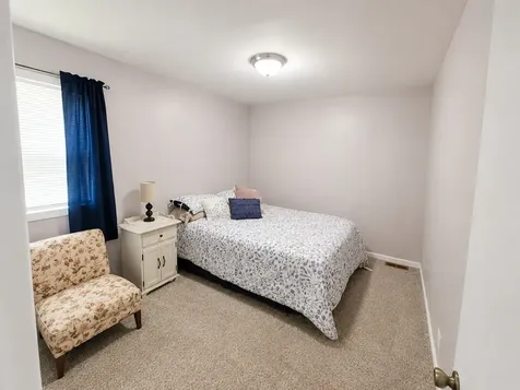 924 Hillwood Circle Round Lake Beach IL 60073