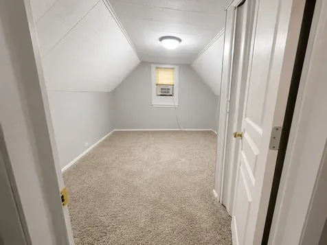 924 Hillwood Circle Round Lake Beach IL 60073