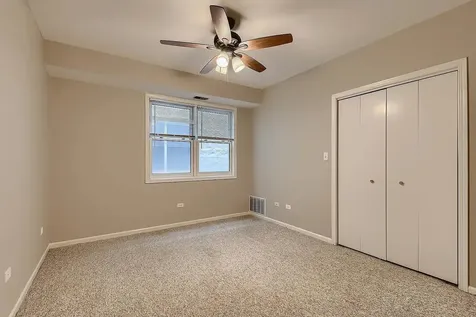 905 West Lawrence Avenue Chicago IL 60640