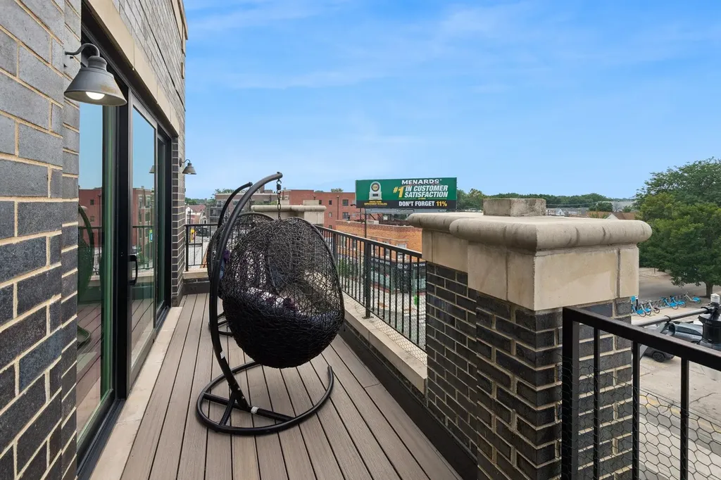 5137 North Lincoln Avenue Chicago IL 60625