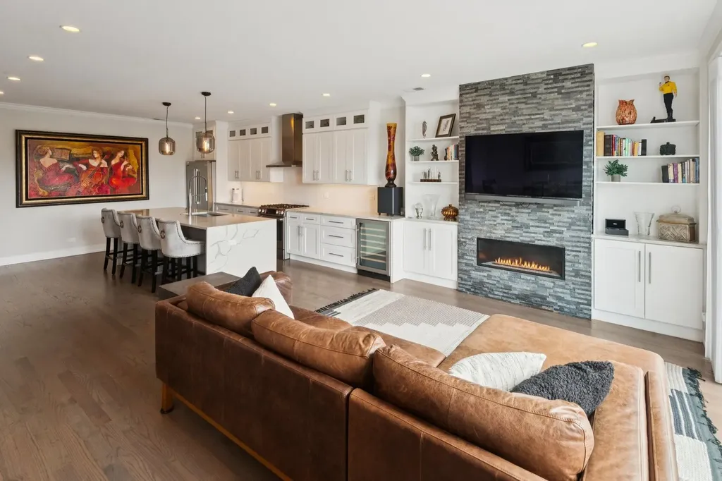 5137 North Lincoln Avenue Chicago IL 60625