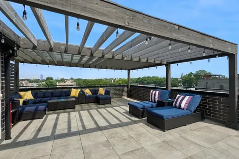 5137 North Lincoln Avenue Chicago IL 60625