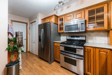 337 Kresswood Drive West Chicago IL 60185