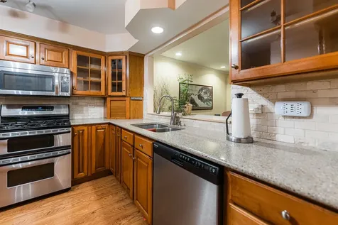 337 Kresswood Drive West Chicago IL 60185