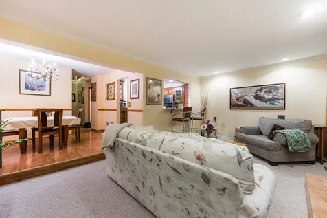 337 Kresswood Drive West Chicago IL 60185
