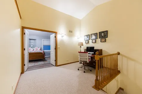 337 Kresswood Drive West Chicago IL 60185