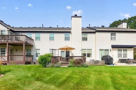 337 Kresswood Drive West Chicago IL 60185