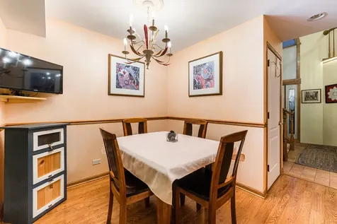 337 Kresswood Drive West Chicago IL 60185