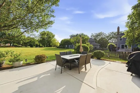 1494 Polo Drive Bartlett IL 60103
